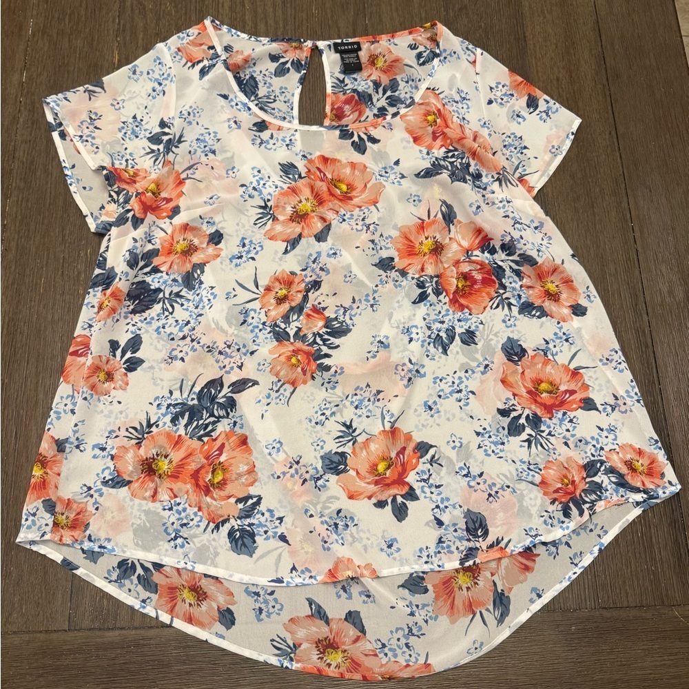 Torrid Peony Floral Print Women's Top size 1xl